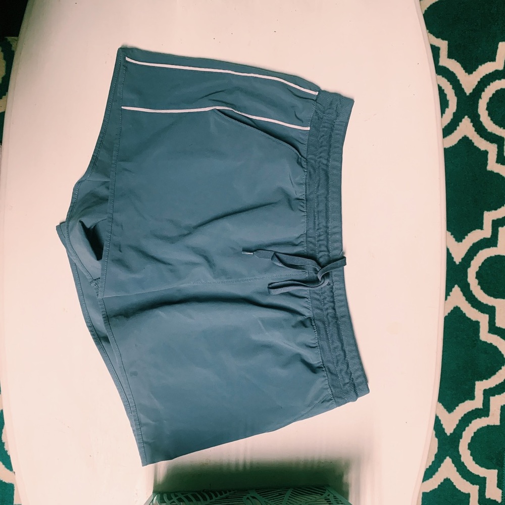 Sports shorts